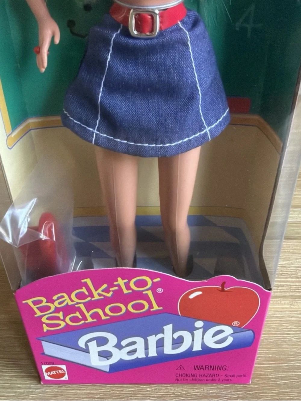 Back to School Barbie #17099 Apple Special Edition 1996 Denim New In Box - Picture 3 of 8